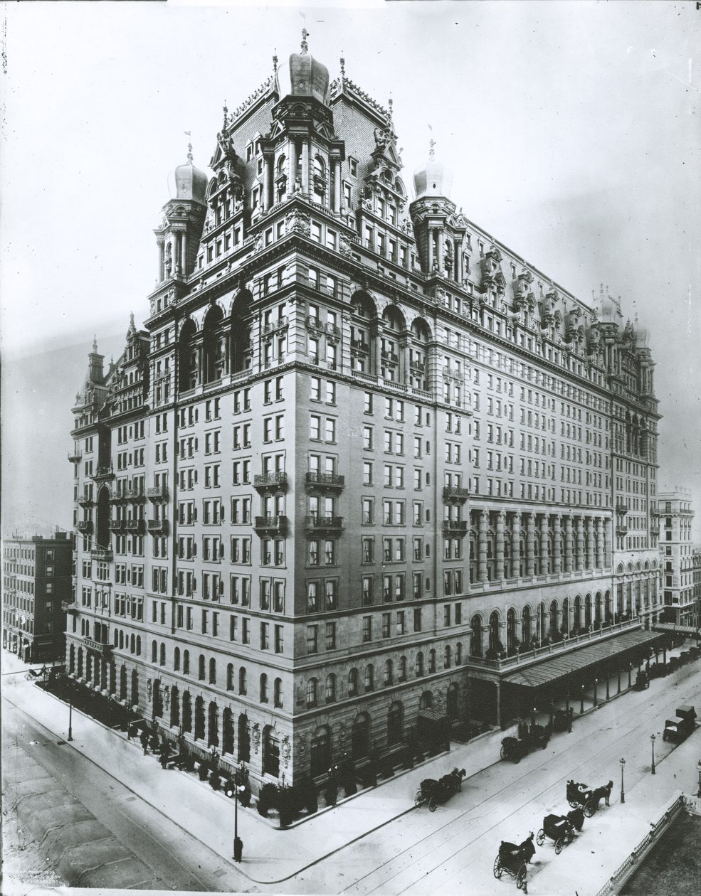 Waldorf Astoria -hotelli, New York kaupunki tekijältä G.P. Hall und Sohn