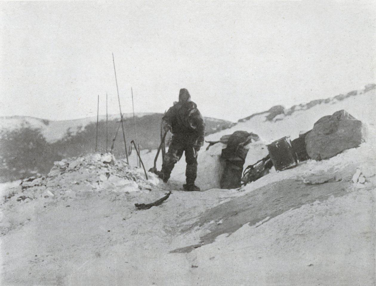 Browning at the Igloo Door, 1912, 1913 tekijältä G. Murray Levick