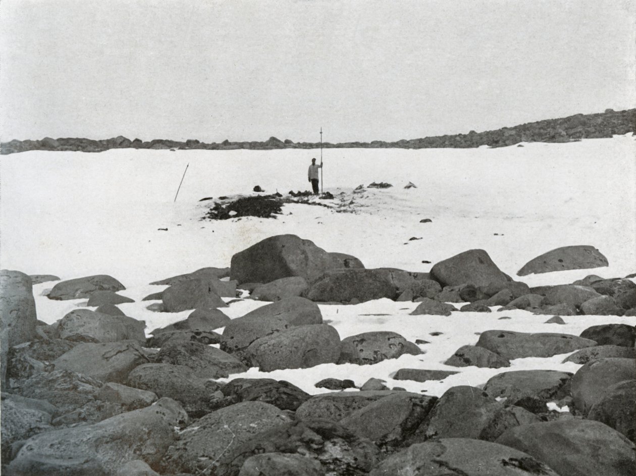 Iglon ulkopuoli, 1911, 1913 tekijältä G. Murray Levick