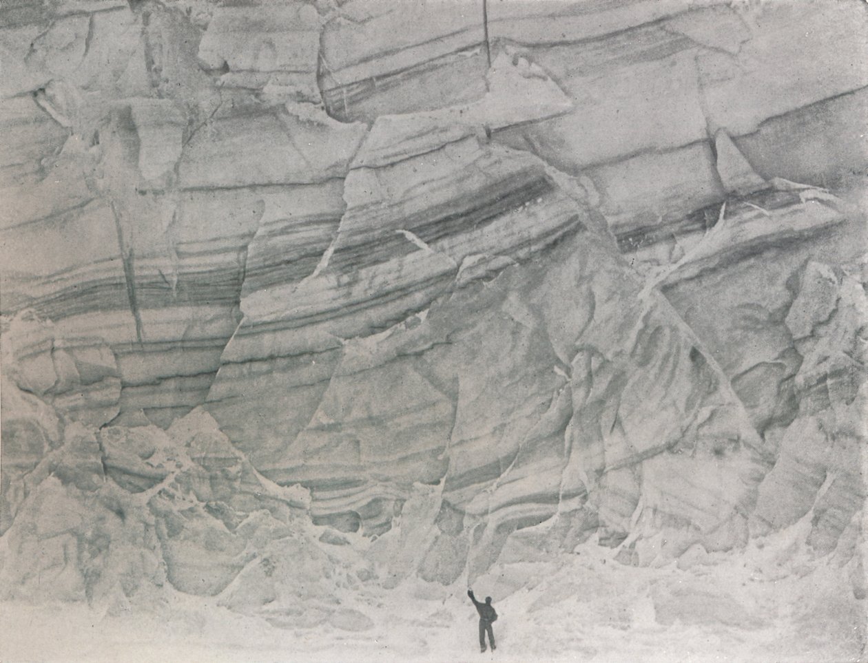 Jäärakenne, c1911, 1913 tekijältä G. Murray Levick