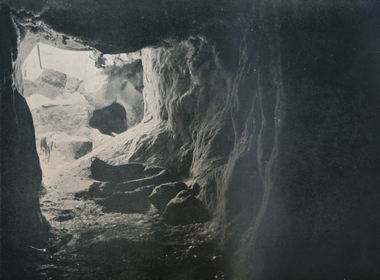 Igloo Passage, 1912, 1913 tekijältä G. Murray Levick