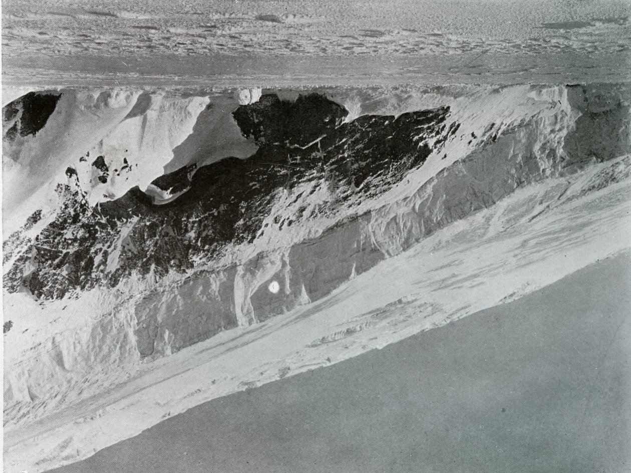 Varoitusjäätikön rinne, c1911, 1913 tekijältä G. Murray Levick