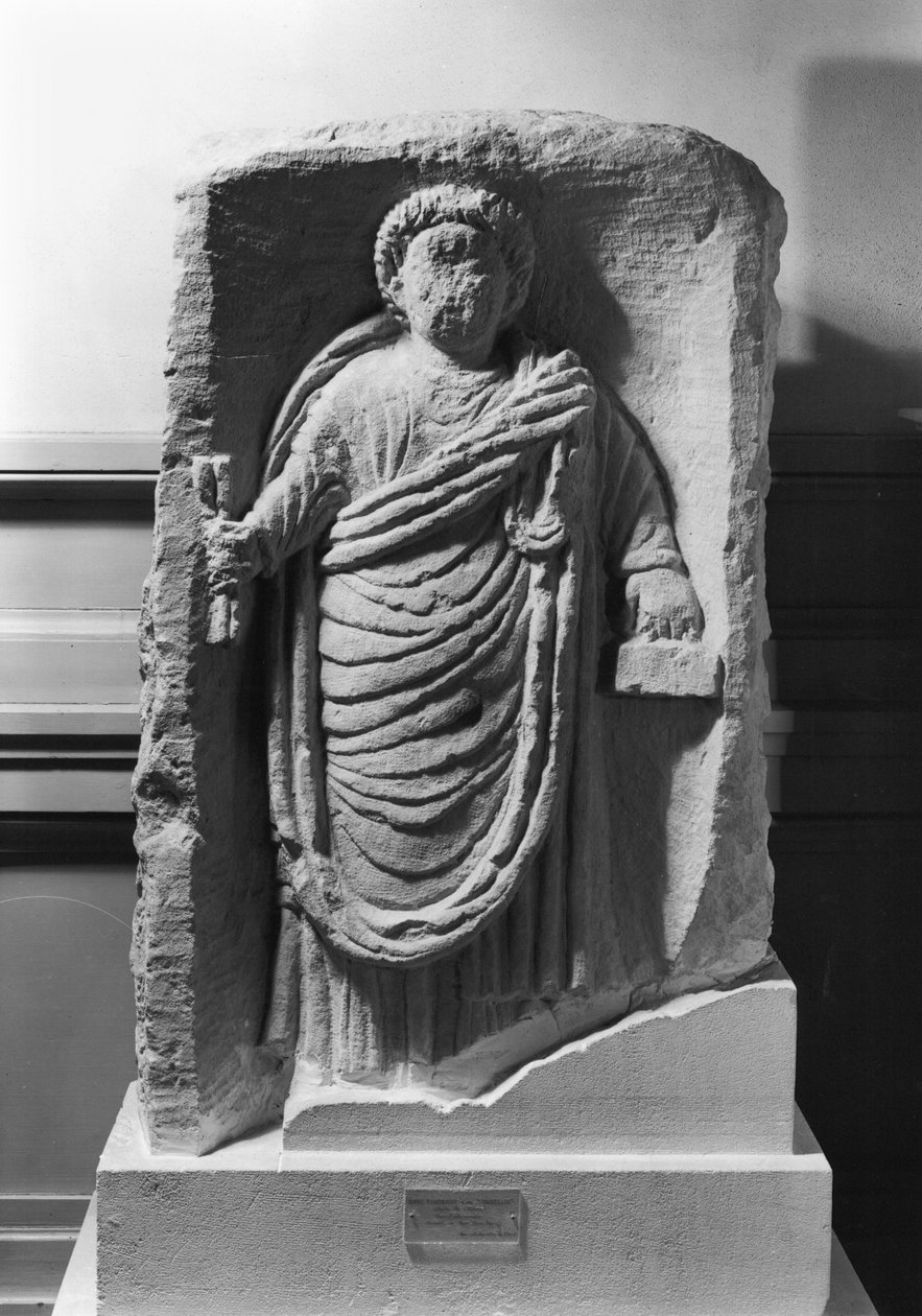 Notaarin hautausstela Deux-Sevresistä tekijältä Gallo Roman