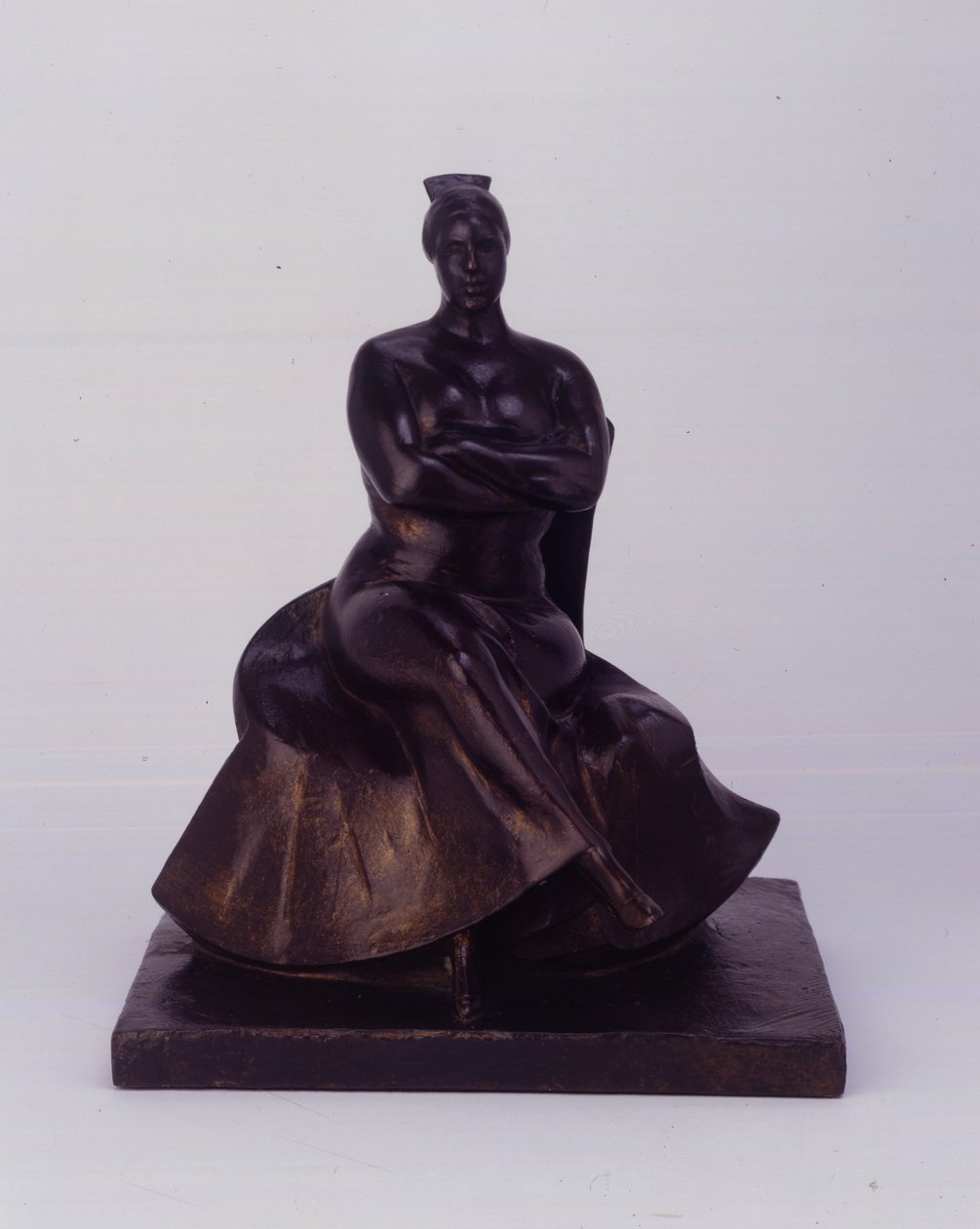 Istuva nainen tekijältä Gaston Lachaise