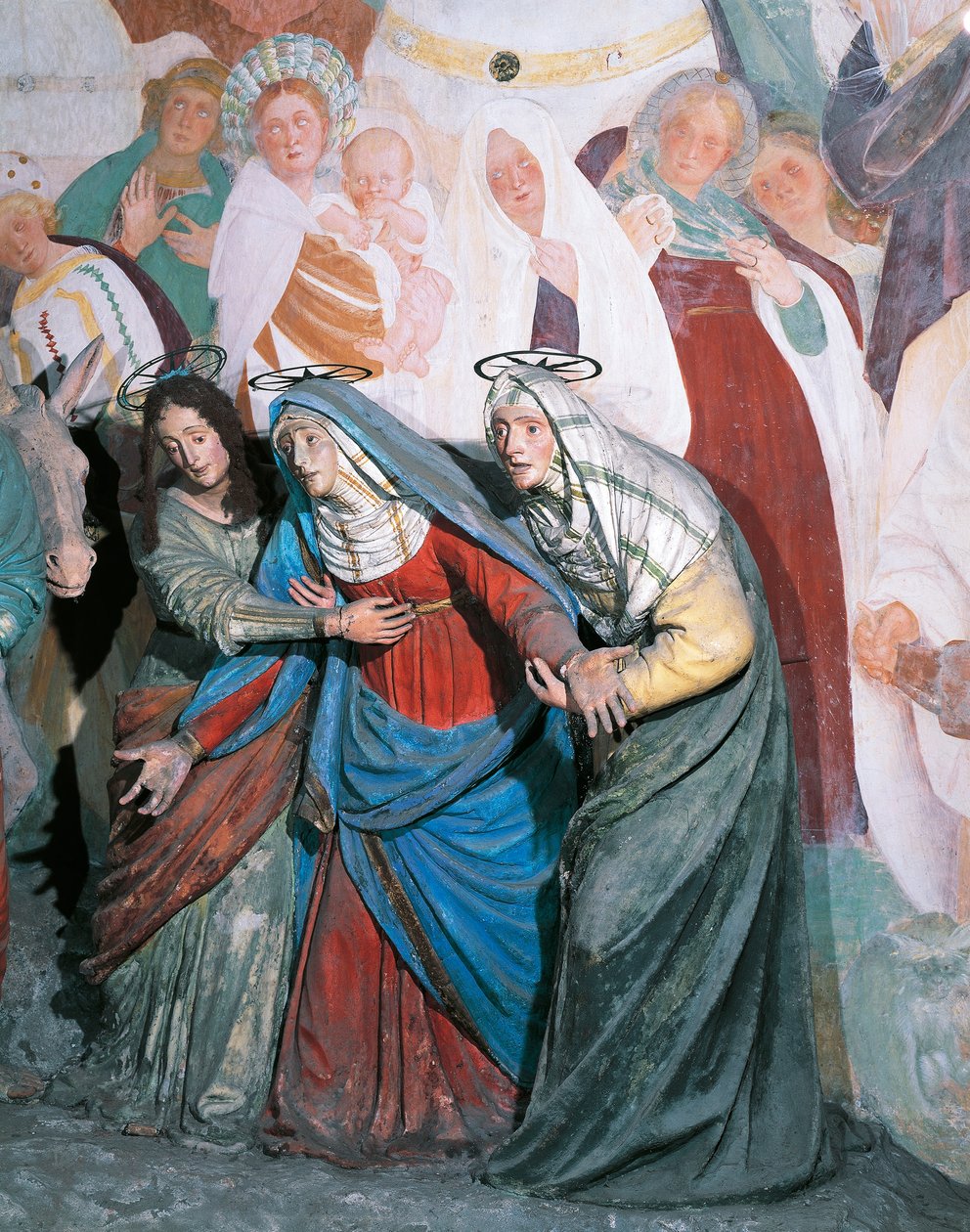 Kristusta seuraavien pyhien naisten patsaat, yksityiskohta Gaudenzio Ferrarin (1475-1546) ristiinnaulitsemisesta, kappeli XXXVIII, Varallo Sesian pyhä vuori (UNESCOn maailmanperintöluettelo, 2003), Italia tekijältä Gaudenzio Ferrari
