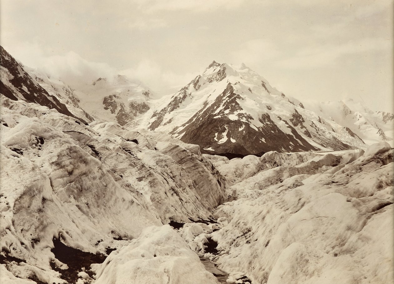 Mount De La Beche Tasmanin jäätiköltä tekijältä George Moodie