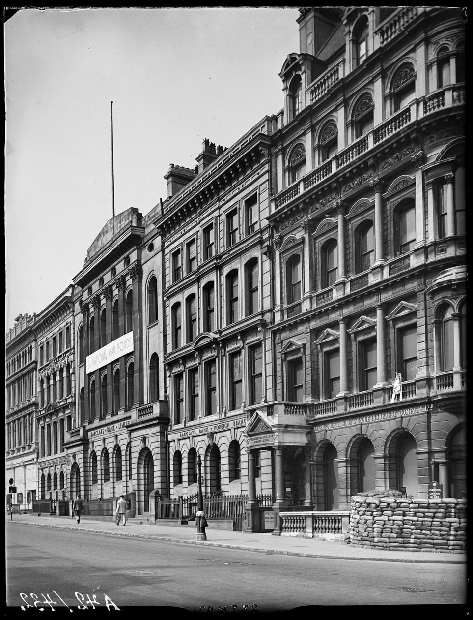 Colmore Row, Birmingham, 1941. tekijältä George Bernard Mason