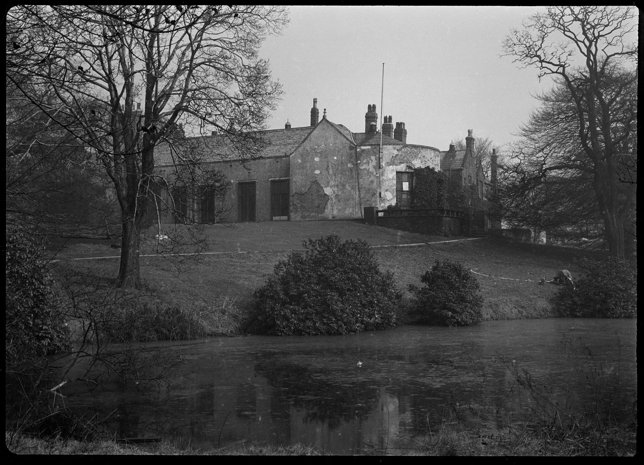 Barlow Hall, Barlow Hall Road, Chorlton Cum Hardy, Manchester, 1942. tekijältä George Bernard Wood