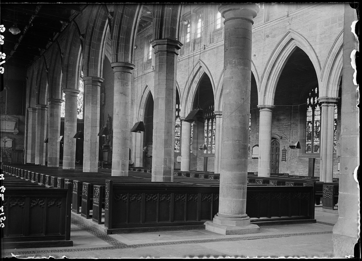 Cathedral Church of All Saints, Kirkgate, Wakefield, 1942. tekijältä George Bernard Wood