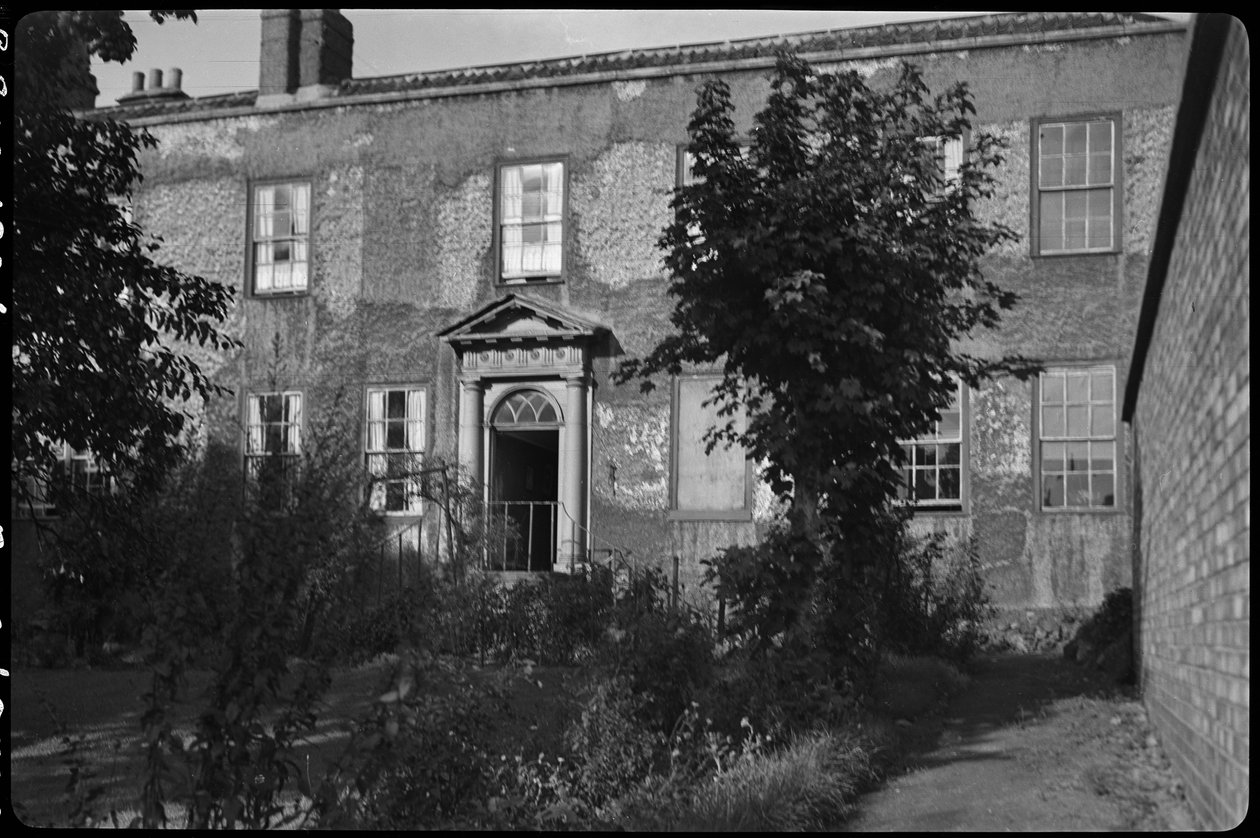 Clarence Hotel, Lead Yard, Darlington, 1942. tekijältä George Bernard Wood