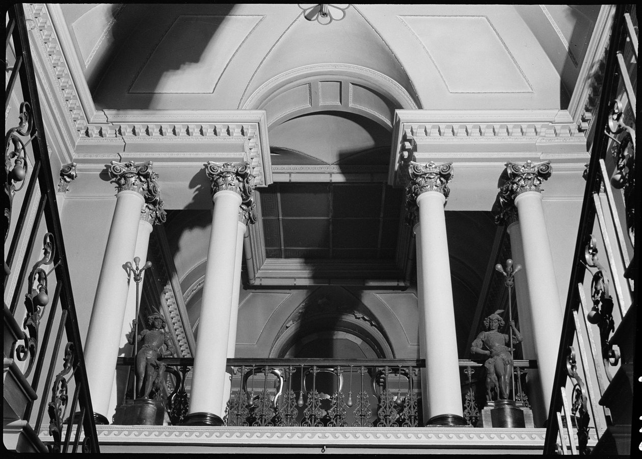 Mansion House, High Street, Doncaster, 1942. tekijältä George Bernard Wood