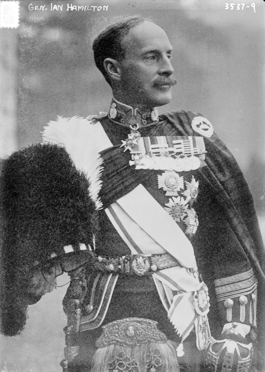 Kenraali Ian Hamilton, 1910-5 tekijältä George Grantham Bain
