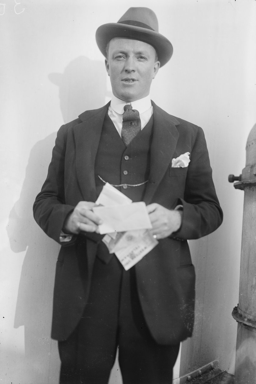 Hugh Walpole, noin 1920 tekijältä George Grantham Bain