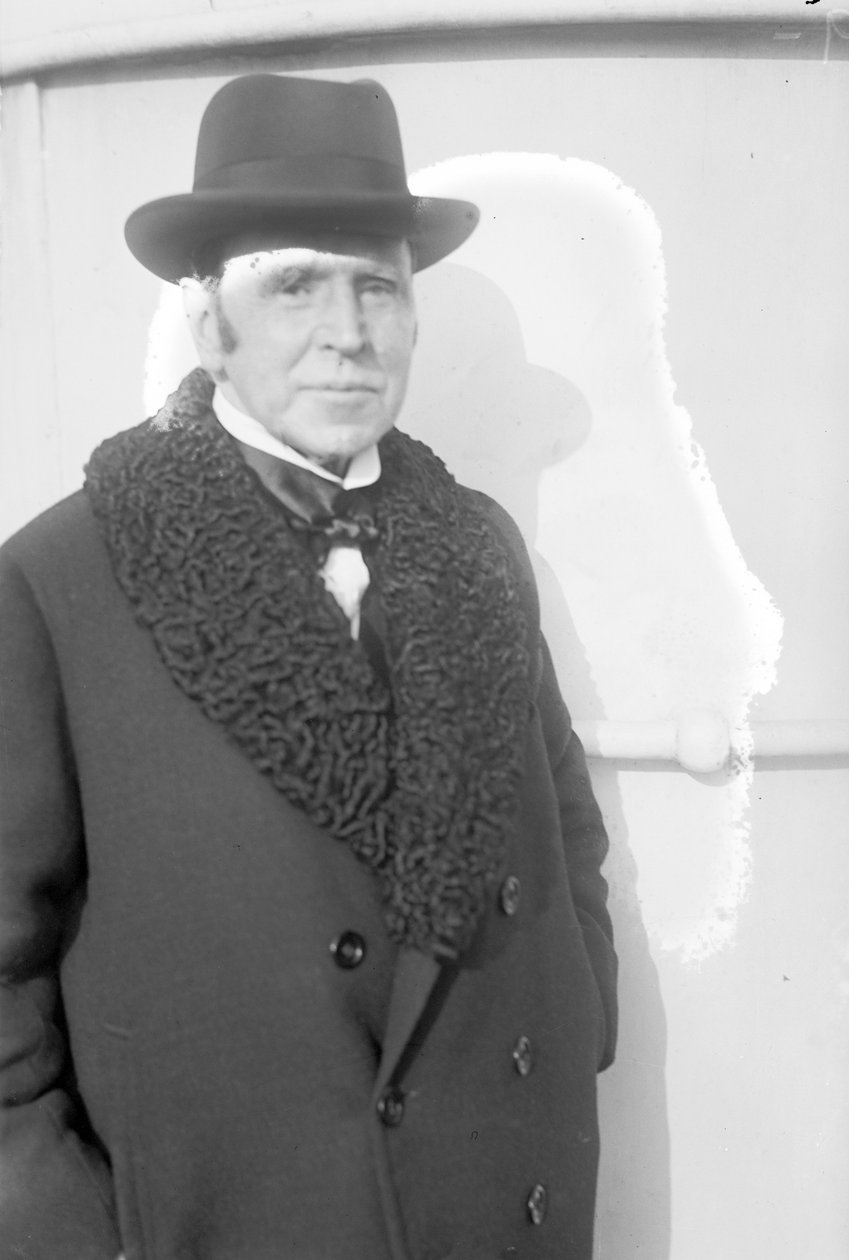 Sir John Lavery, 1930-luku tekijältä George Grantham Bain