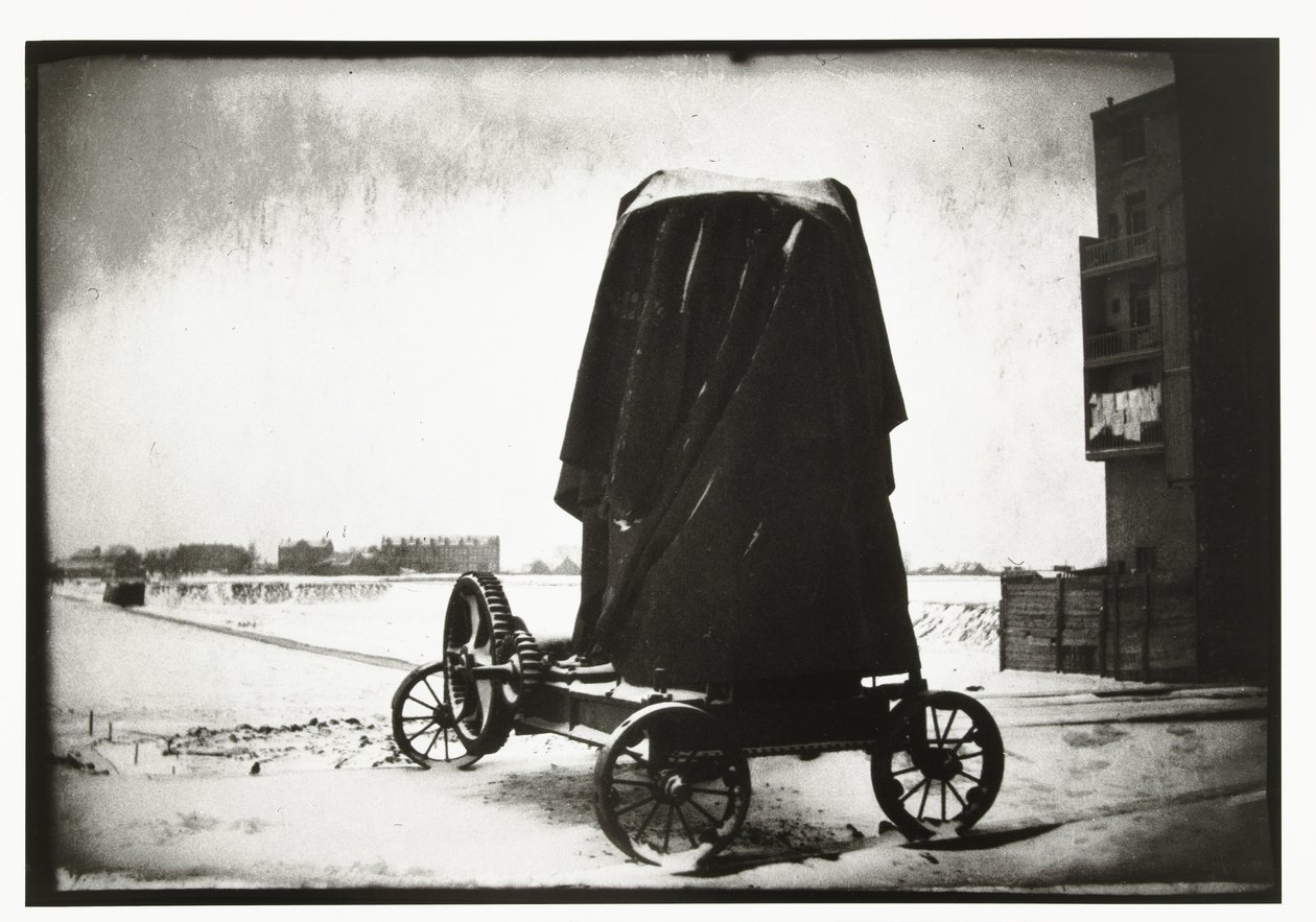 Sementtitehdas talvimaisemassa Overtoomissa Amsterdamissa tekijältä George Hendrik Breitner