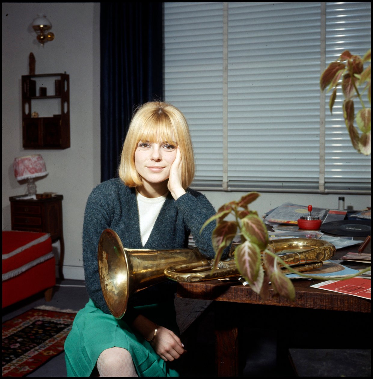 France Gall kotona, Pariisissa tekijältä Bartolome Esteban and studio Murillo