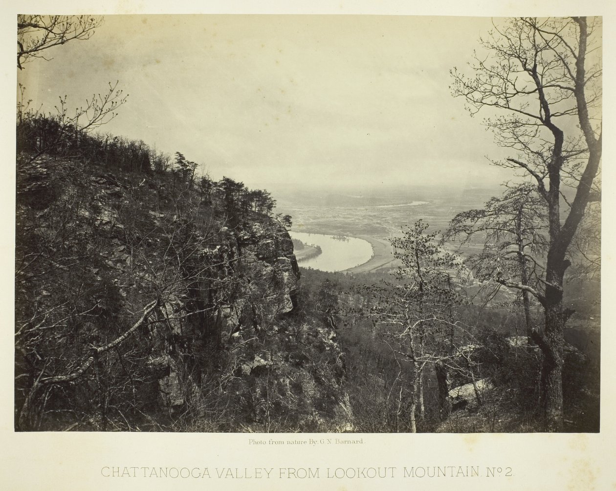 Chattanoogan laakso Lookout-vuorelta, nro 2 tekijältä George N. Barnard