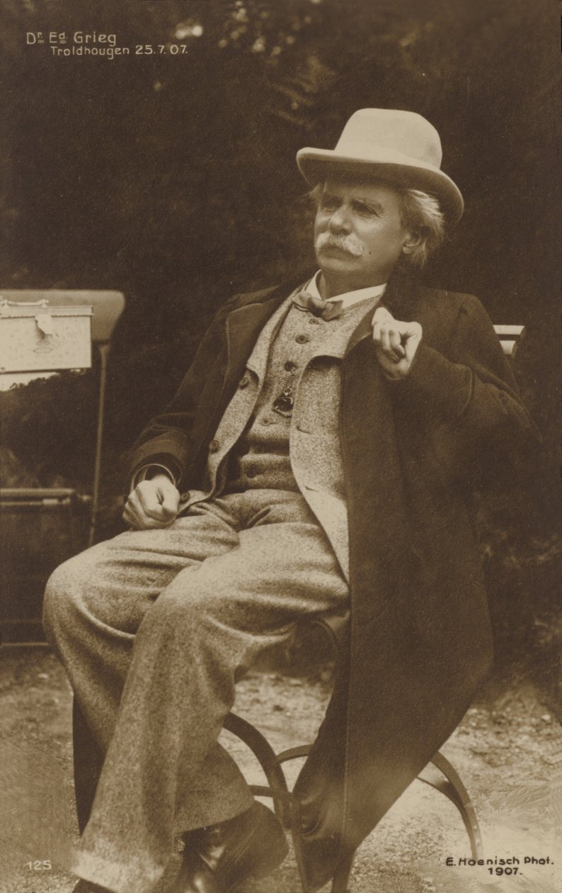 Edvard Grieg Troldhaugenissa 25. heinäkuuta 1907 (s/w-kuva). tekijältä German Photographer