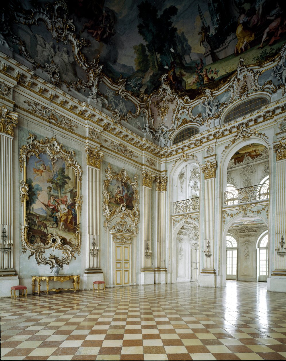 Barokkitide: Näkymä Suurelle Salonille. 1600-luvun palatsi Nymphenburg, München, Saksa tekijältä German School