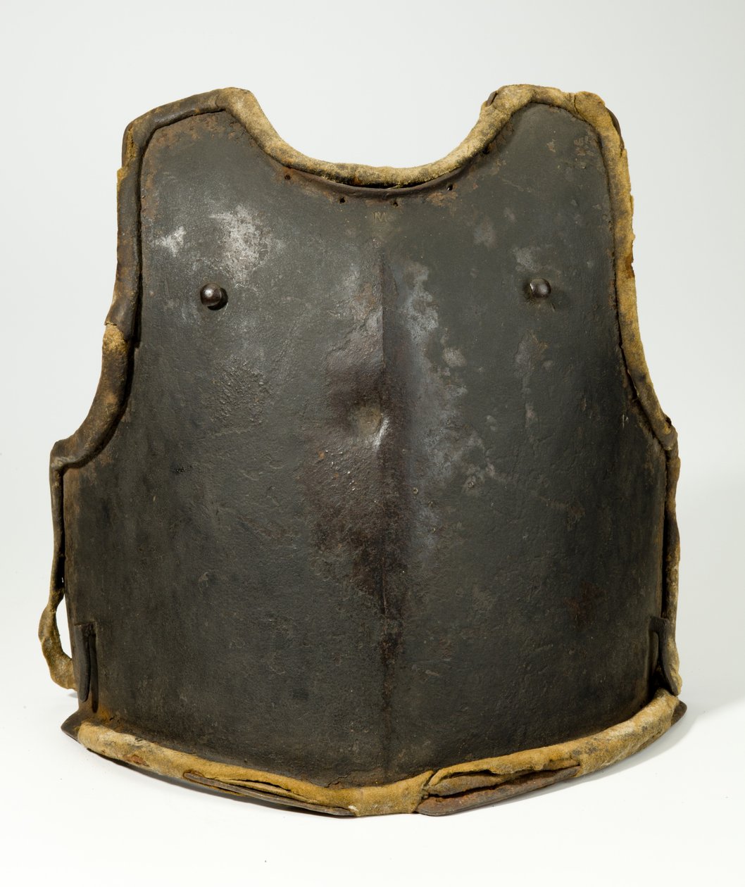 Rintalevy, n. 1650-1700 (teräs, maali, nahka ja kangas) tekijältä German School