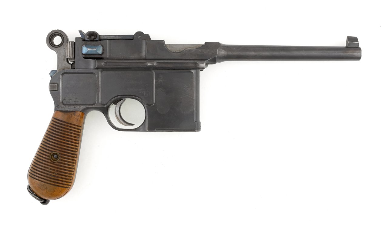 Mauser Model 1896 7,63 mm itselataava pistooli tekijältä German School