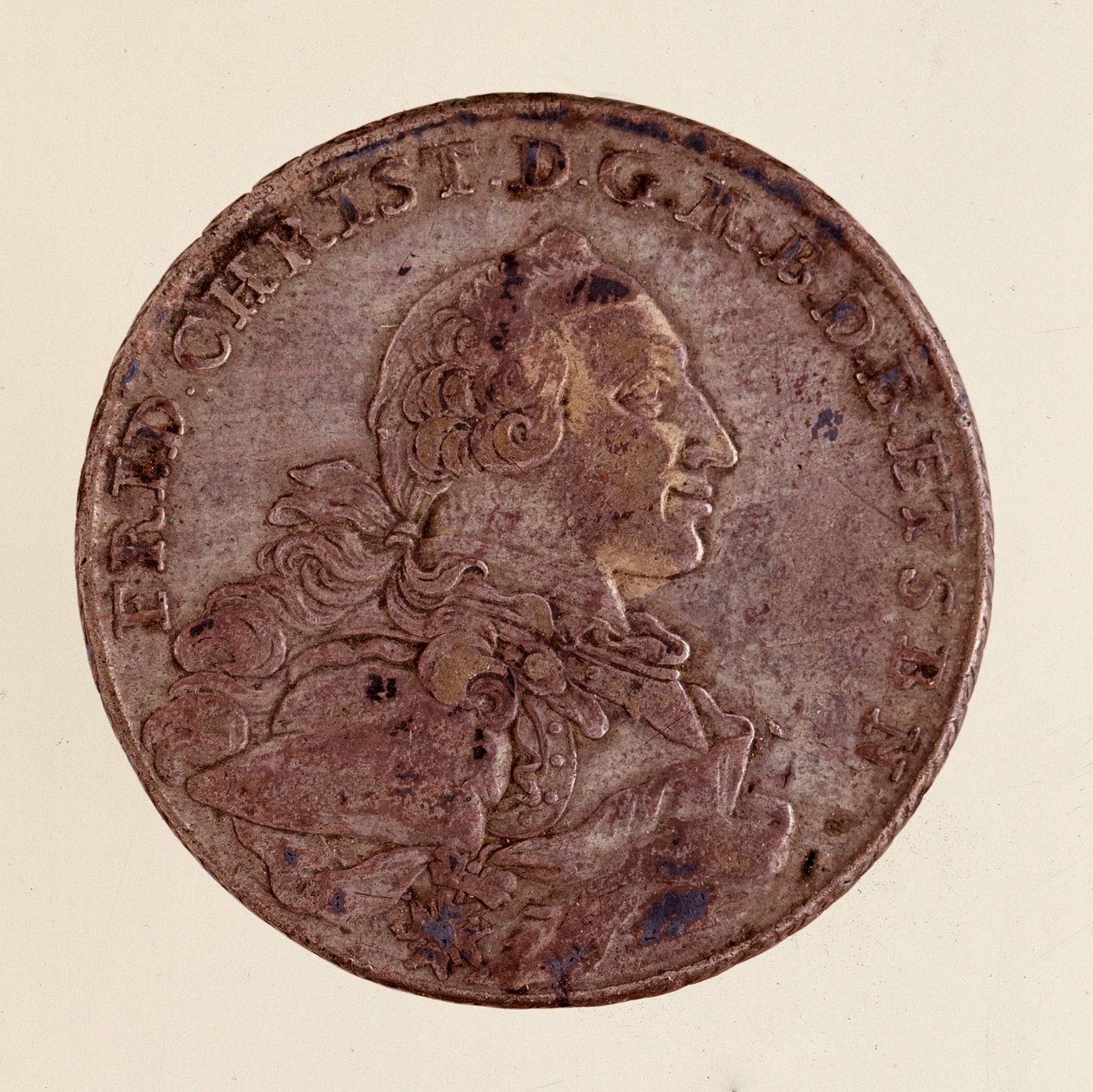 Brandenburg-Bayreuthin markkrahvin Frederick Christianin hopeataaleri (Frederic V Christian de Brandenburg-Bayreuth (Brandenburg Bayreuth) (1708-1769) 1766 Halkaisija 4 cm Napoli, museo archeologico tekijältä German School