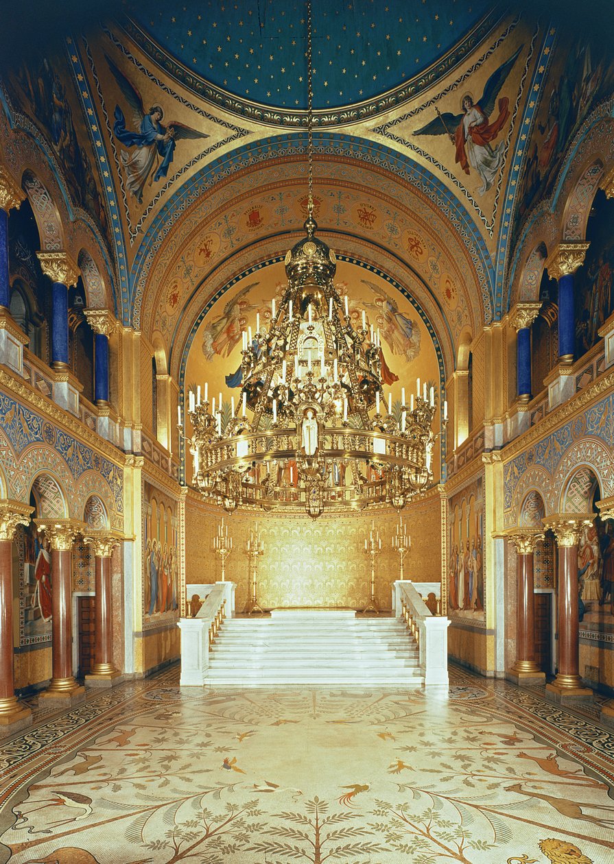 Throne Room pohjoisesta tekijältä German School