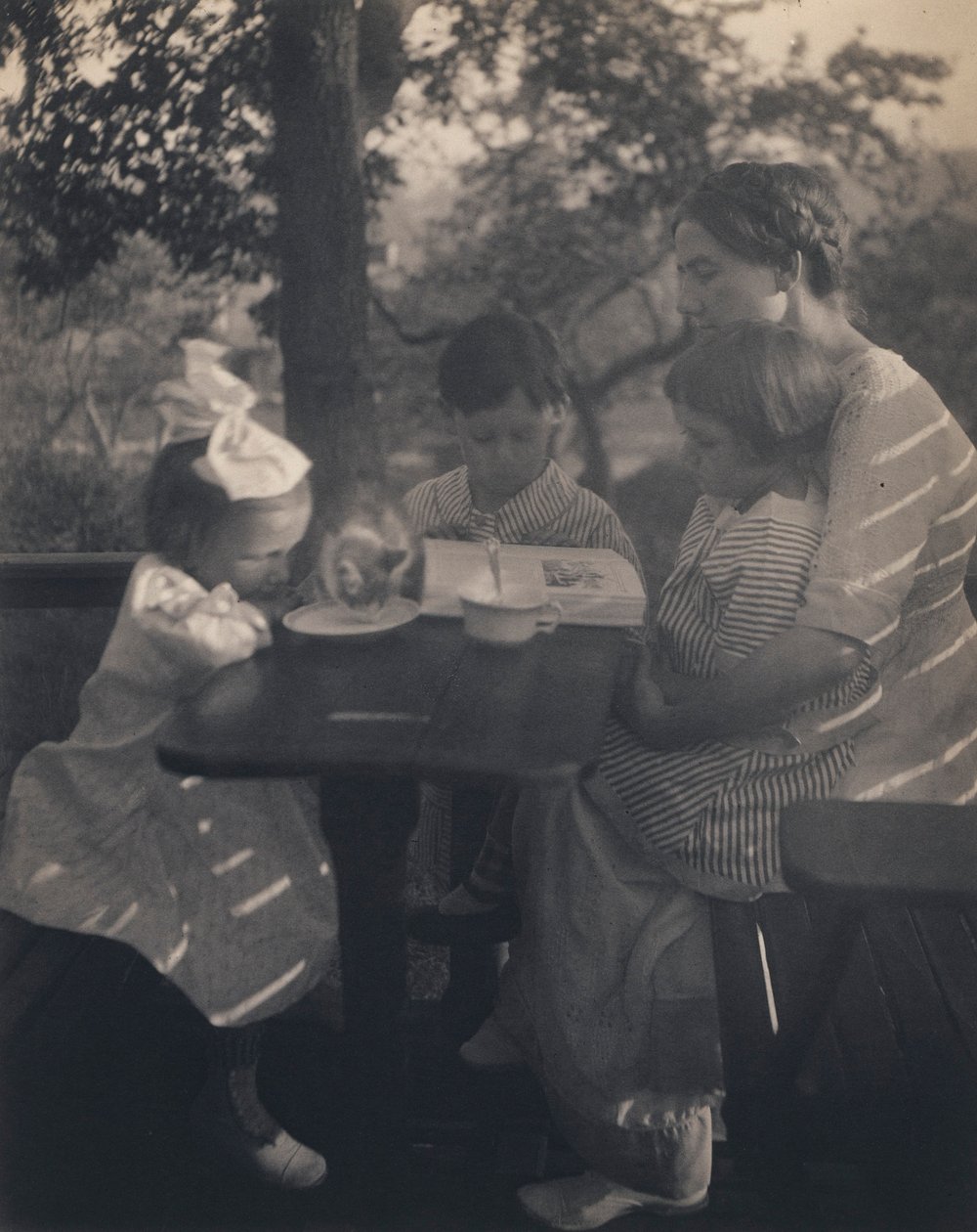Puutarhajuhlat tekijältä Gertrude Käsebier