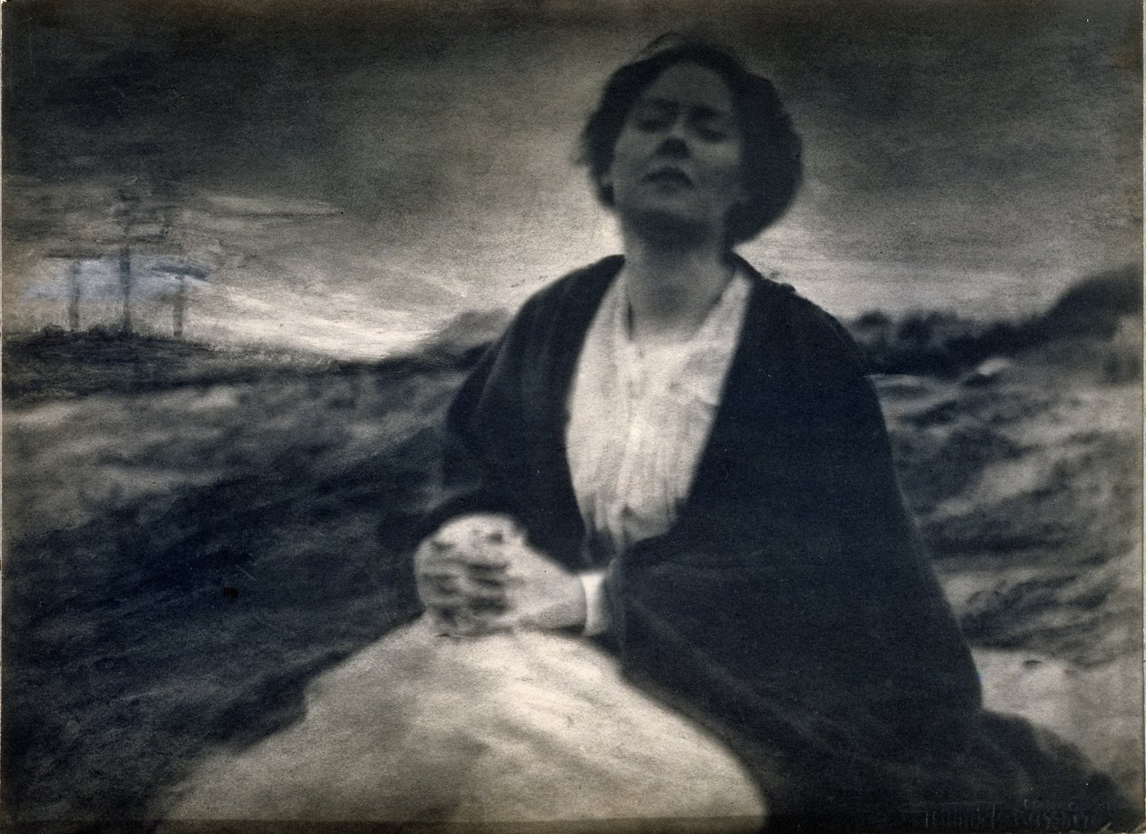 The Heritage of Motherhood, 190004 (platinaprintti, johon on lisätty käsin) tekijältä Gertrude Käsebier