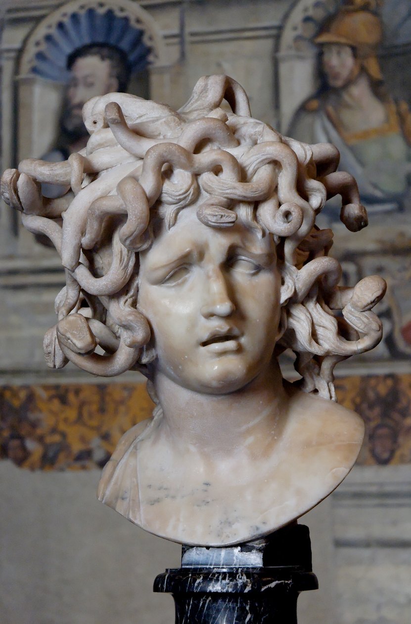 Medusan johtaja. Marmori, 1630 tekijältä Gian Lorenzo Bernini