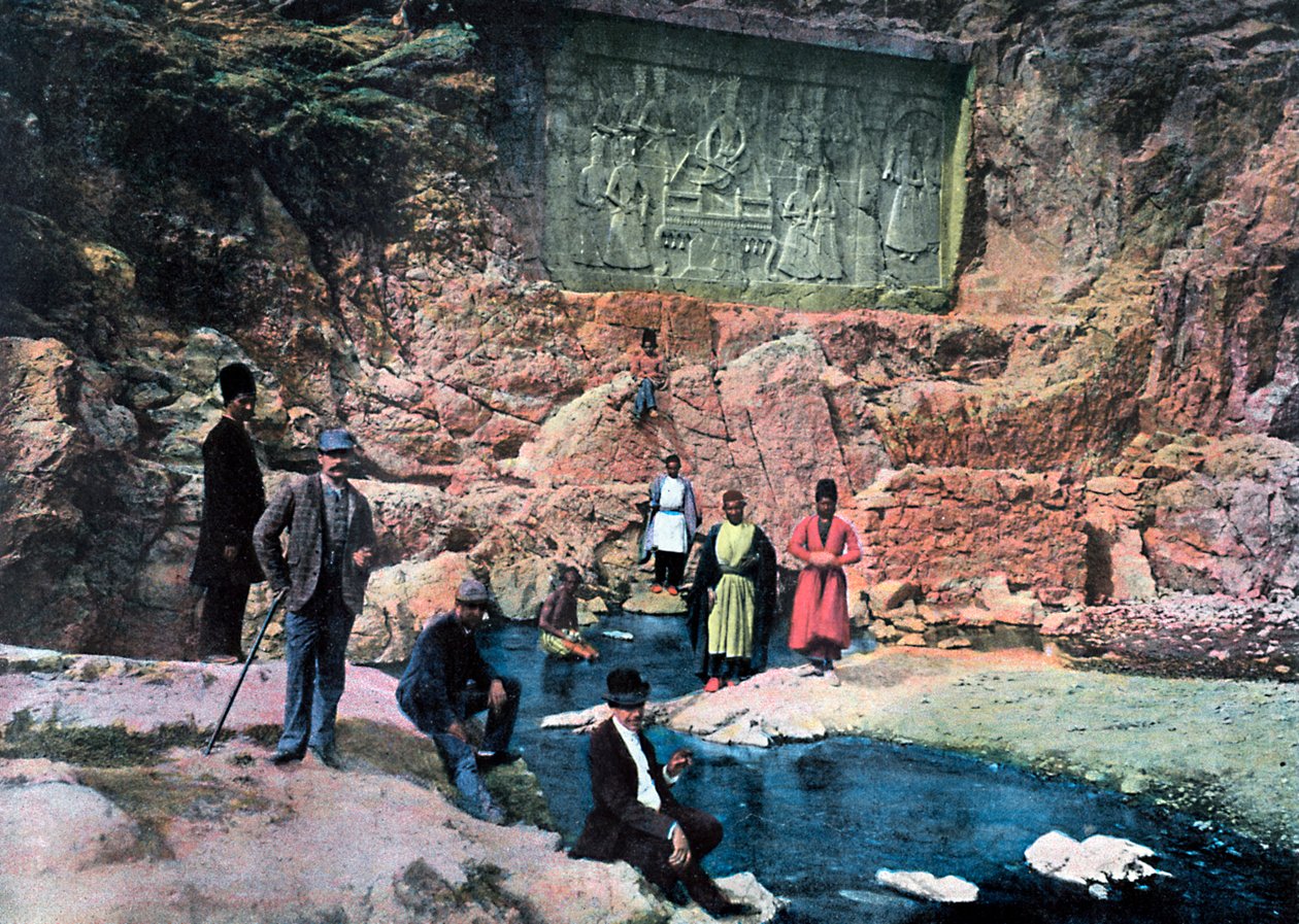 Persian shaahi ja hänen lapsensa, n. 1890. tekijältä Gillot