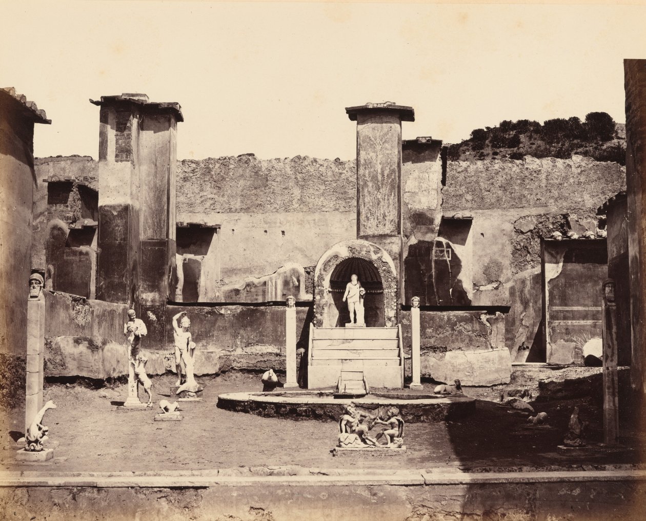 Marcus Lucretiuksen talo, Pompeji, noin 1870 (kuva). tekijältä Giorgio Sommer