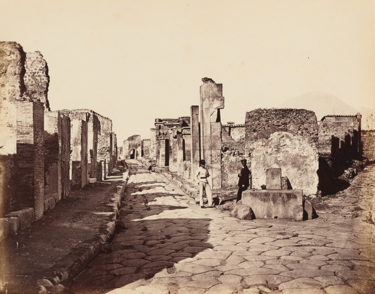 Strada di Sallustio, Pompei (Sallustion katu, Pompeji),c. 1870 (kuva) tekijältä Giorgio Sommer