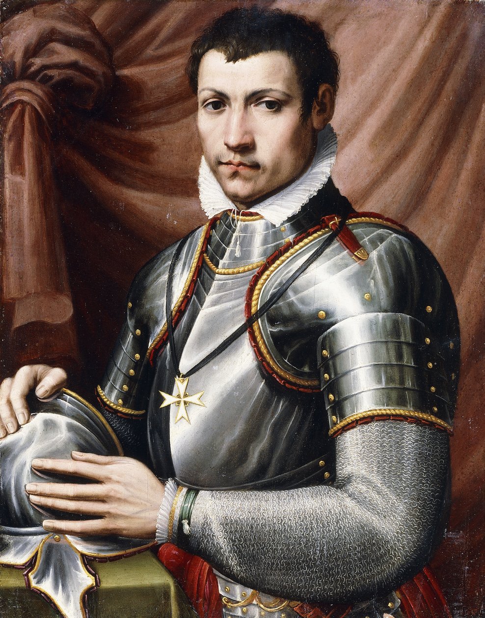 Maltan ritarin muotokuva, puolipitkä, haarniska, kypärä pöydällä, verho takana, tekijältä Giorgio Vasari