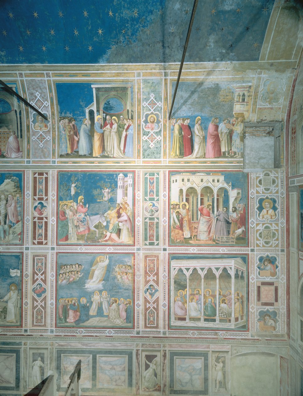 Näkymä freskoista vasemmalla seinällä, n. 1303-05 (restauroinnin jälkeinen) tekijältä Giotto di Bondone