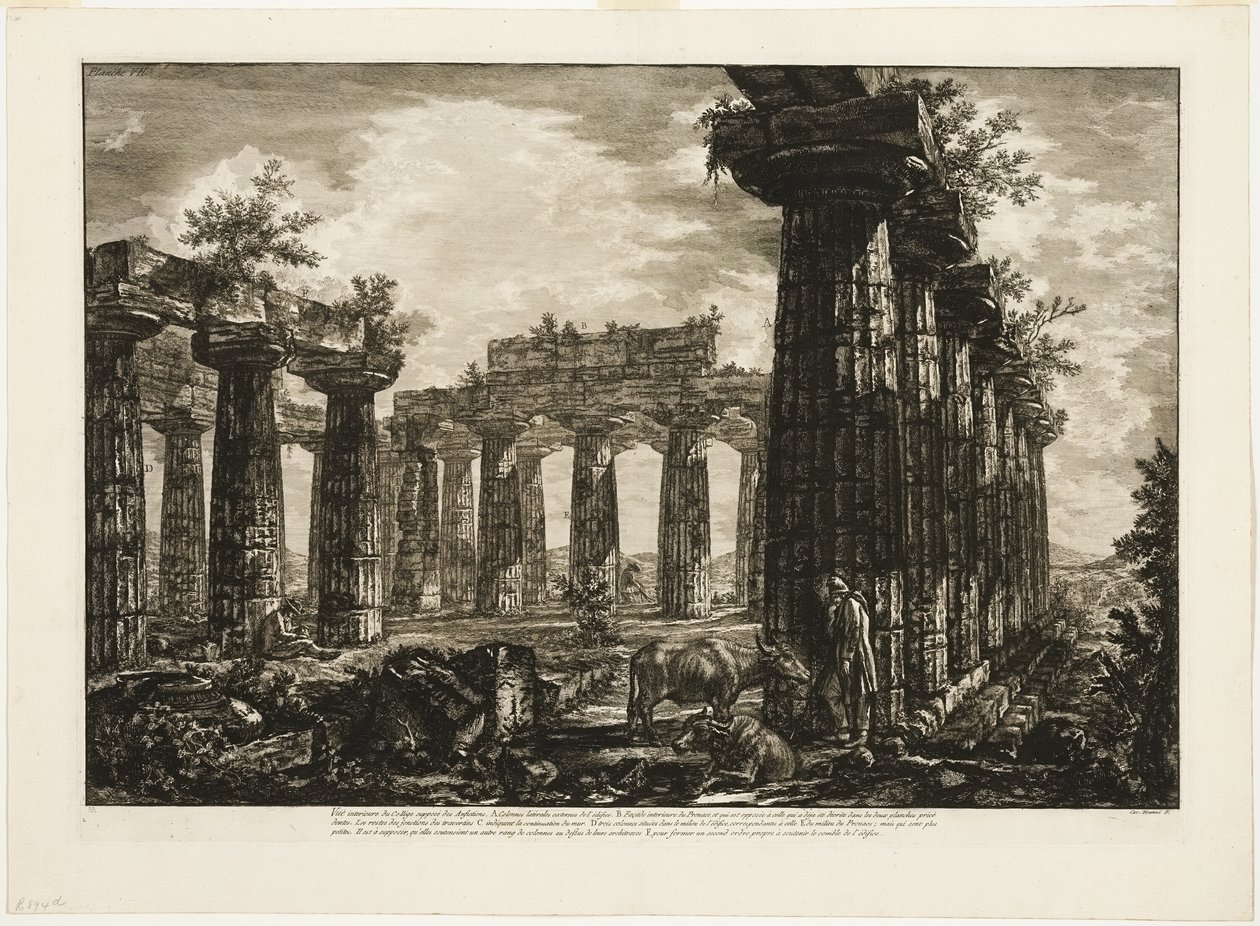 Sisäkuva niin sanotusta College des Anfictionsista, Paestumista tekijältä Giovanni Battista Piranesi