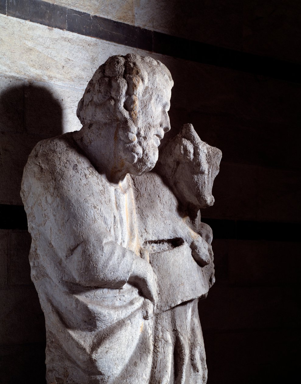 Evankelista Luukas (Marmoriveistos, n. 1306) tekijältä Giovanni Pisano
