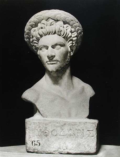 Pythodoruksen rintakuva (kivi) (m/w kuva) tekijältä Greco Roman