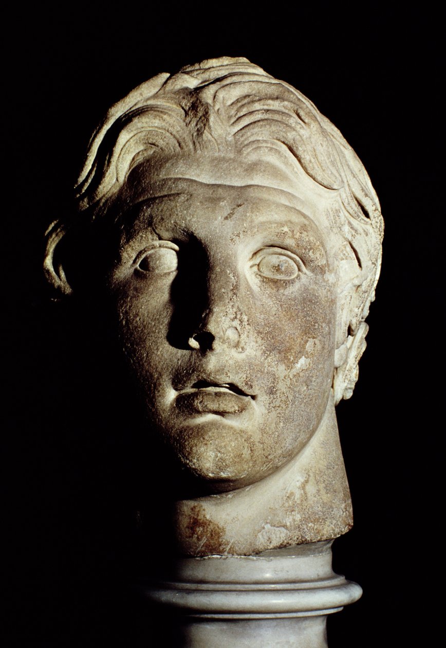Aleksanteri Suuri (356-323 eKr.), löydetty Pergamonista (marmori) tekijältä Greek