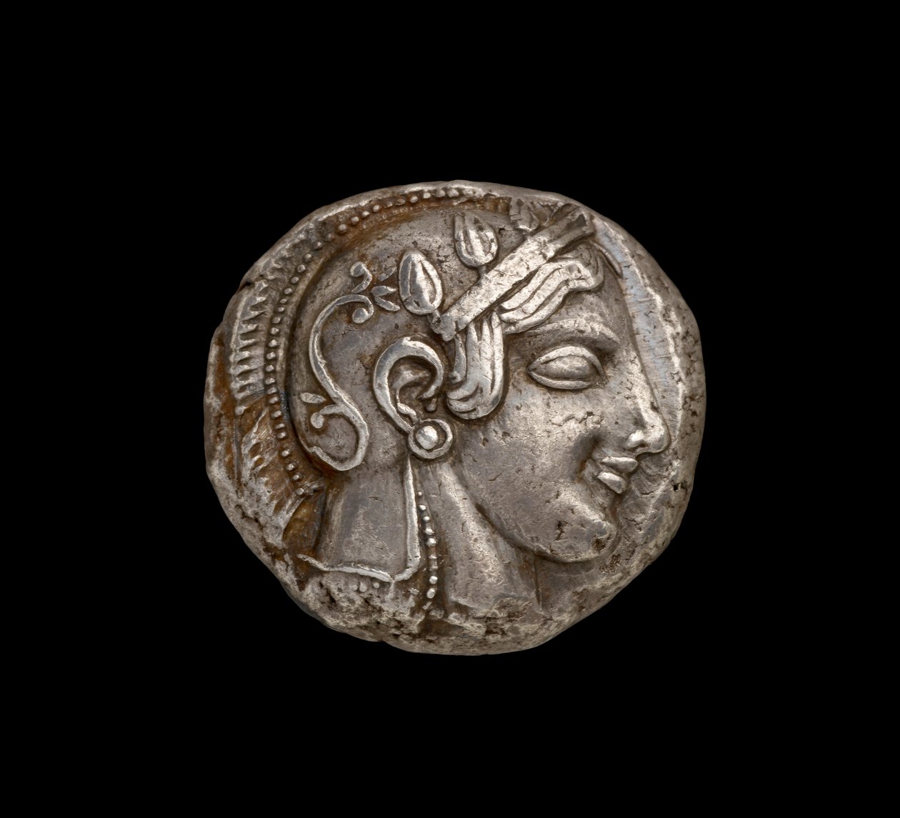 Athena-kolikko, näkymä Athenen päätä esittävältä etupuolelta, n. 440 eaa. (hopea) (kääntöpuolen osalta katso 108197). tekijältä Greek