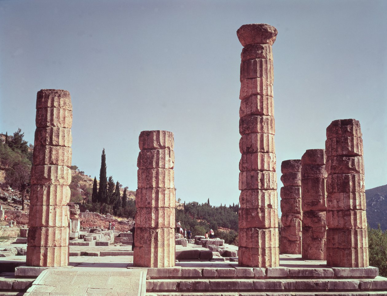 Apollon temppelin rauniot tekijältä Greek