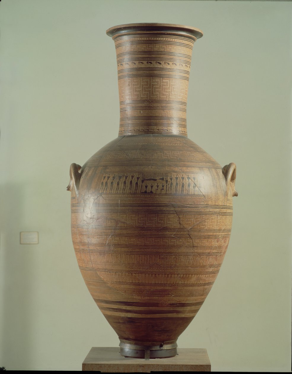 Dipylon Amphora, geometristyylinen hautauurna Kerameikosin nekropolista, Ateena, noin 750 eKr. (terrakotta) tekijältä Greek
