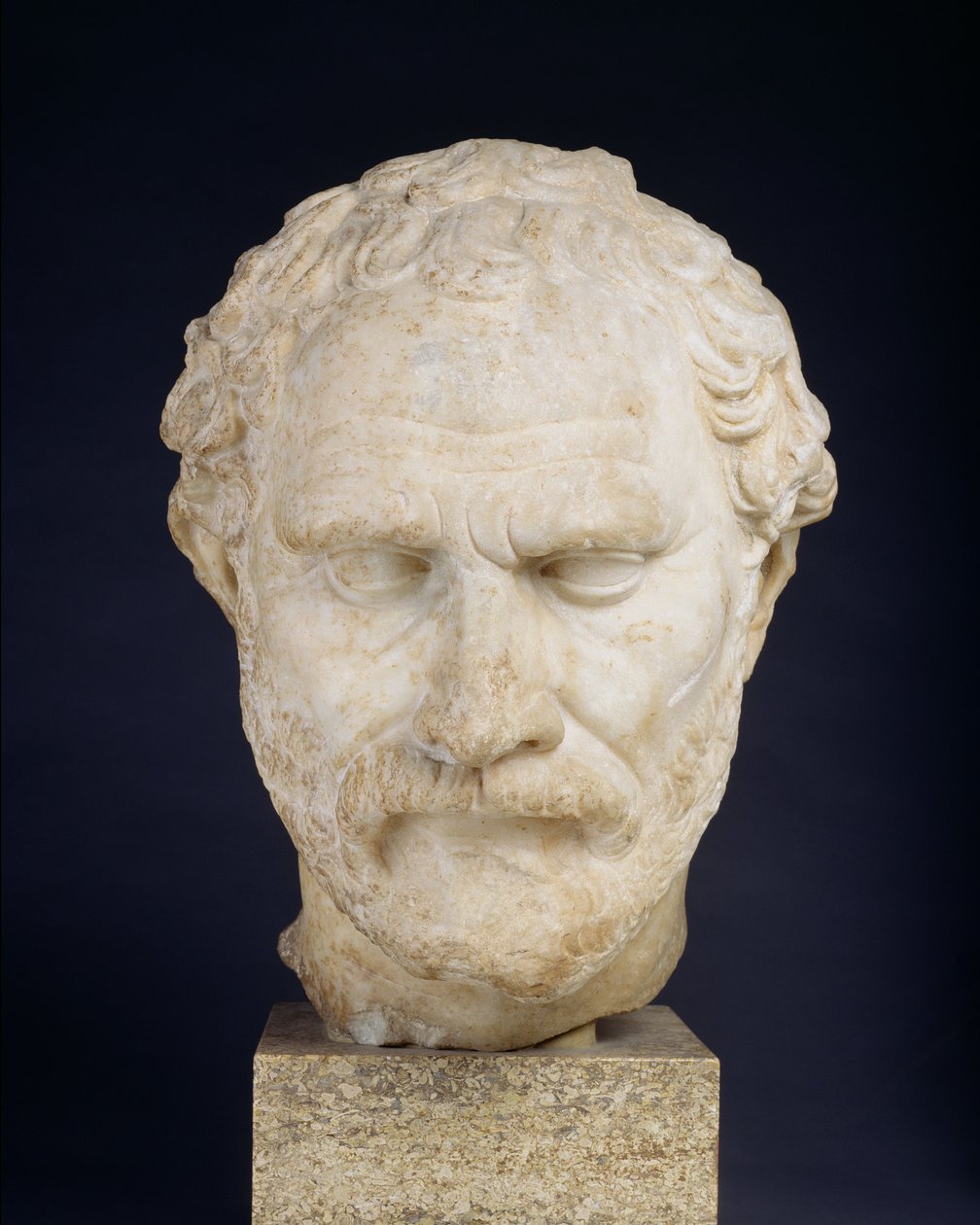 Demosthenesin johtaja (marmori) tekijältä Greek