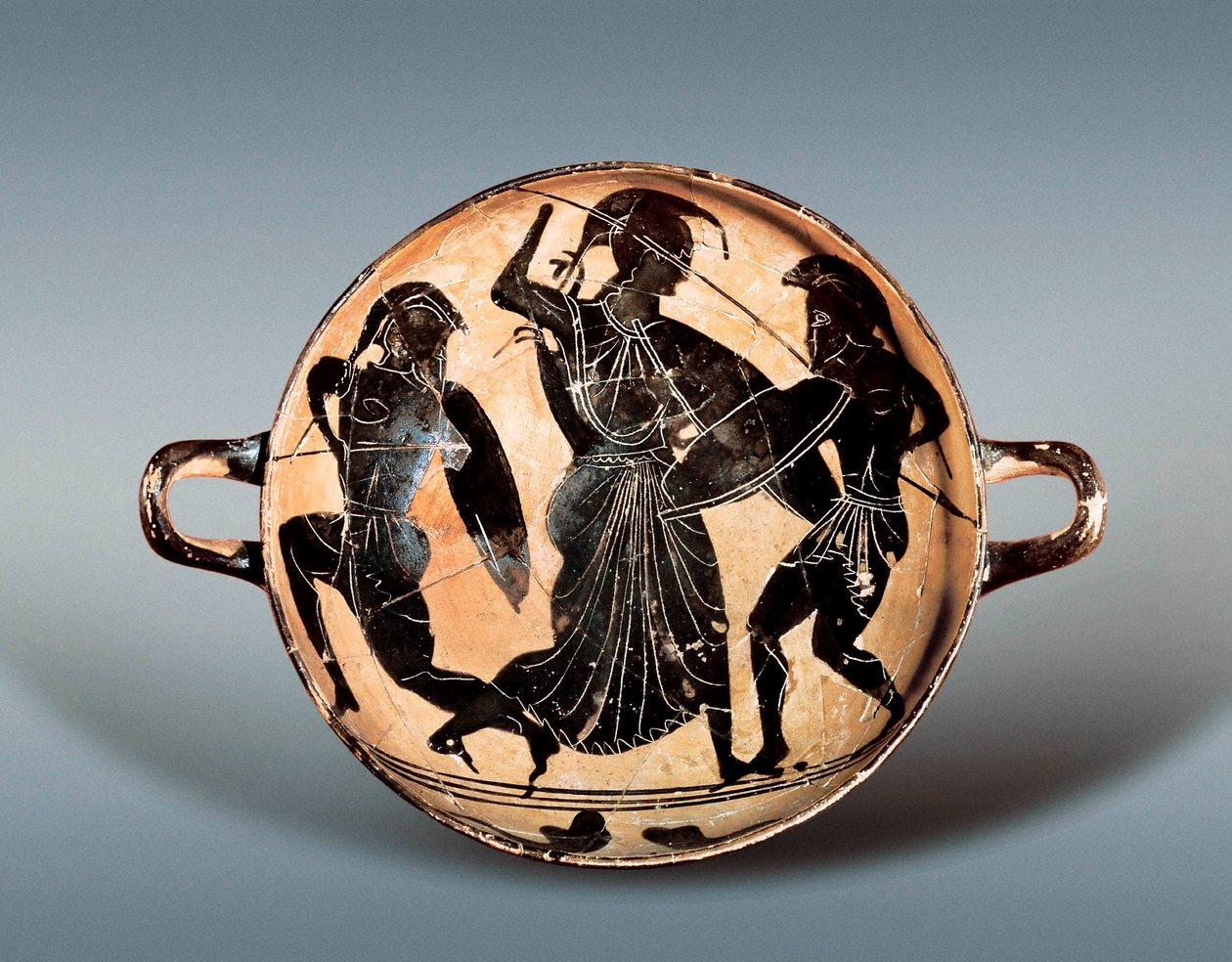 Troijan sota: Jumalatar Athena kamppailee Hektorin ja Akilleksen välillä. 6. vuosisadalla eaa. Kylixissä (juomakuppi) on mustia hahmoja keramiikassa, Katalonian arkeologinen museo, Barcelona. tekijältä Greek