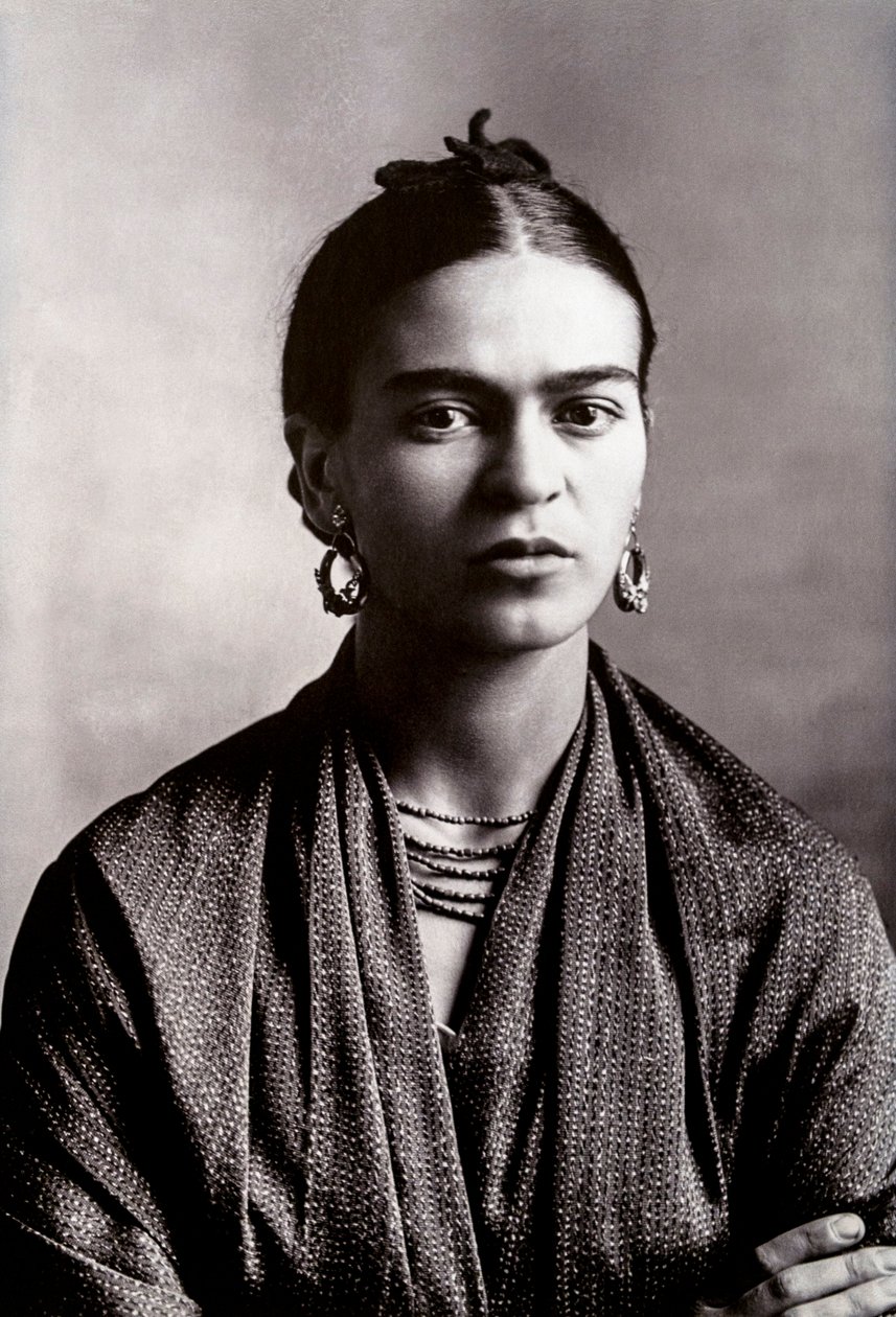 Frida Kahlon muotokuva, 1932 tekijältä Guillermo Kahlo