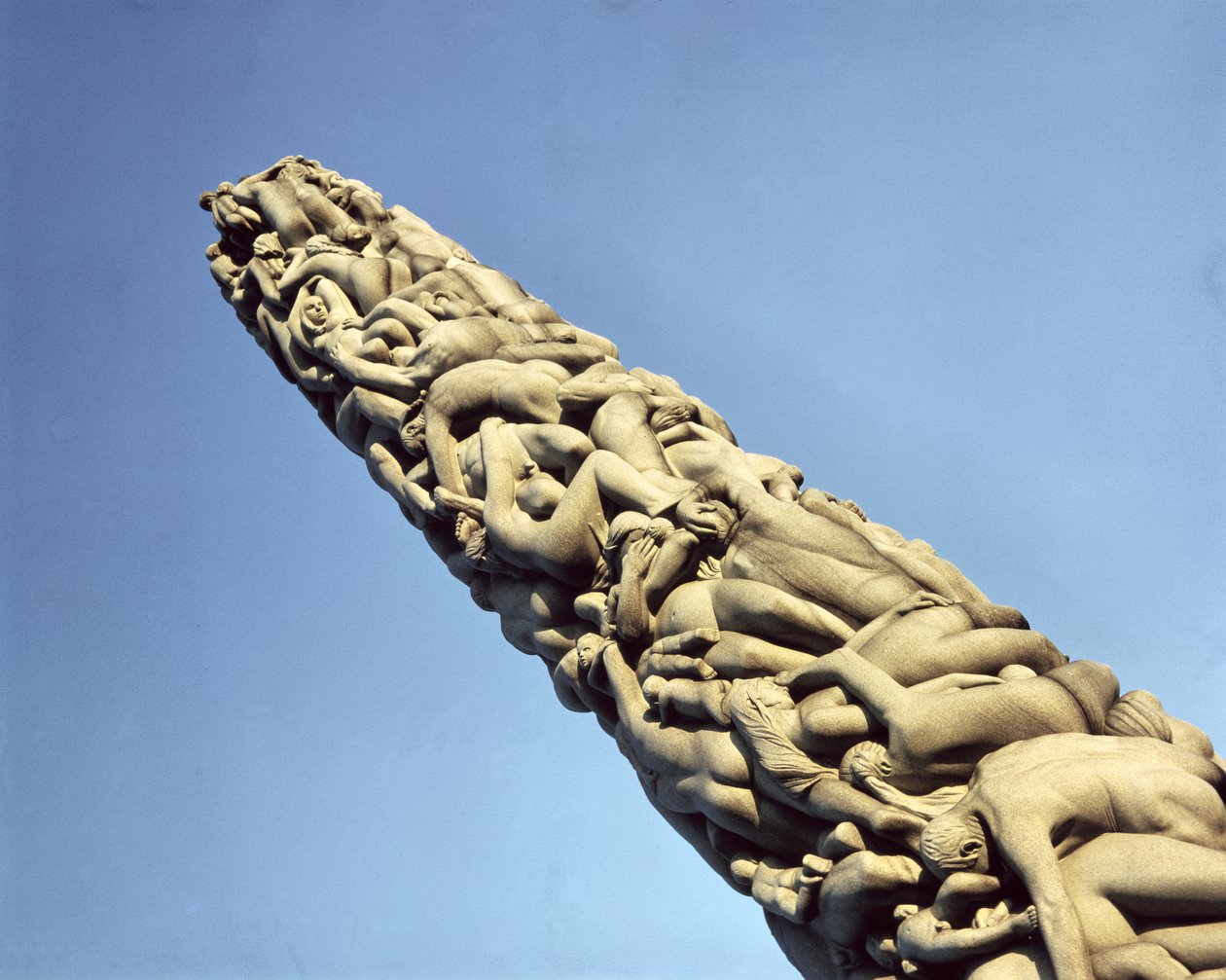 Näkymä Monolithille, rakennettu 1929-43 tekijältä Gustav Vigeland