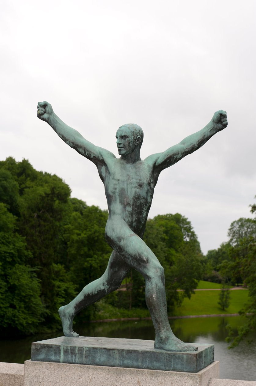 Iloisen miehen veistos Frogner Parkissa, Oslossa, Norjassa (pronssi) tekijältä Gustav Vigeland