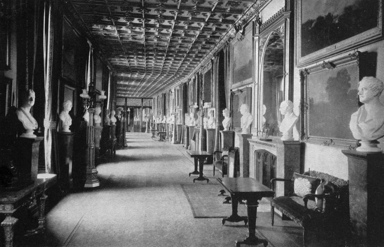 Grand Corridor, Windsorin linna, Berkshire, 1924-1926 tekijältä HN King