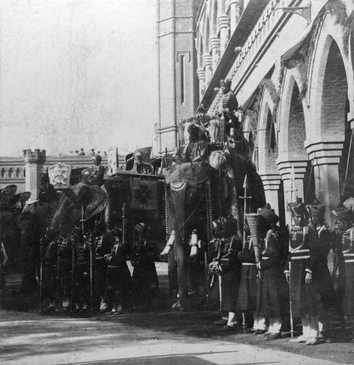 Varakuninkaat elefantti, Delhi, Intia, 1900-luku. tekijältä H. Hands and Son
