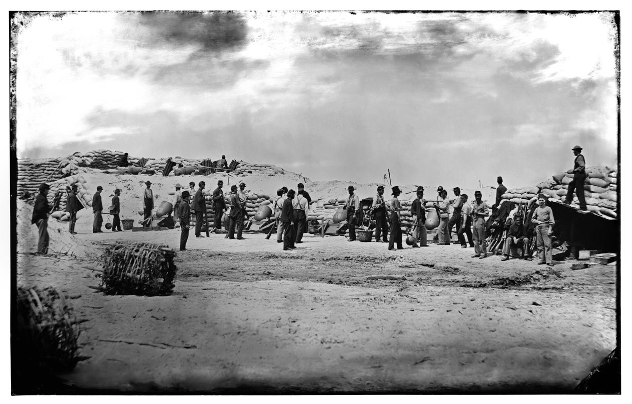 Unionin kranaatit Battery Weedissä Morris Islandilla, Etelä-Carolinassa, 1863 tekijältä Haas and Peale